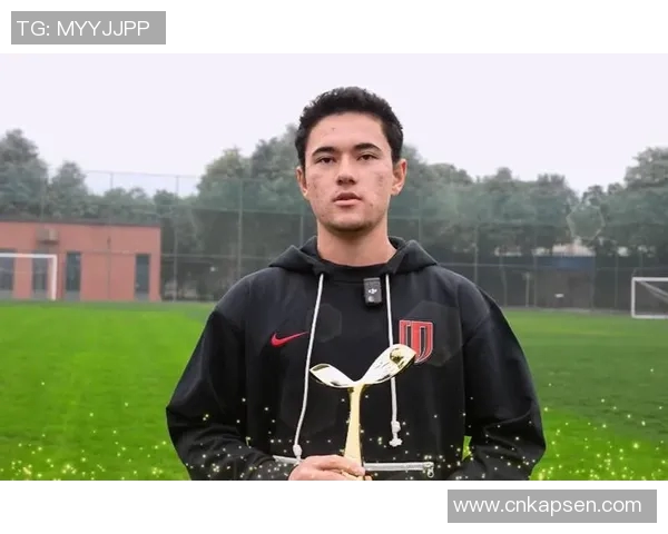 米兰足球名将风采：从传奇到新星的崛起与荣耀之路